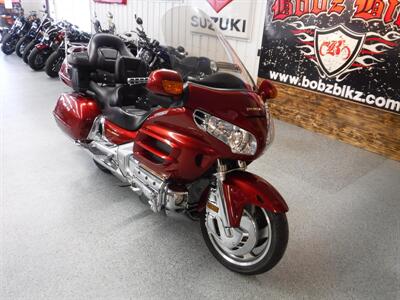 2001 Honda Gold Wing 1800   - Photo 2 - Kingman, KS 67068