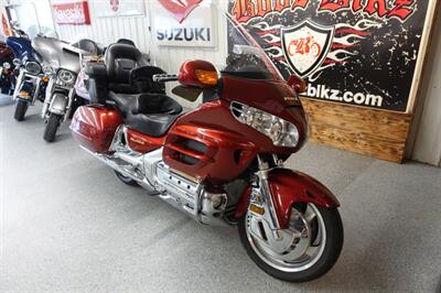 2001 Honda Gold Wing 1800   - Photo 2 - Kingman, KS 67068