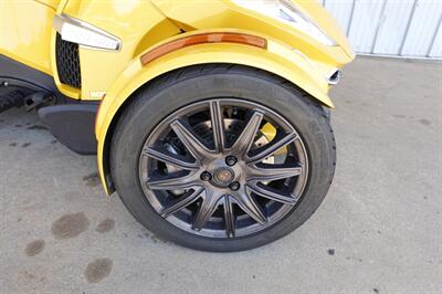 2014 Can Am Spyder RT-S SM6   - Photo 9 - Kingman, KS 67068
