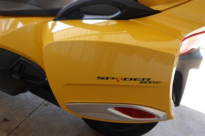 2014 Can Am Spyder RT-S SM6   - Photo 23 - Kingman, KS 67068
