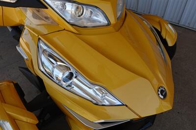 2014 Can Am Spyder RT-S SM6   - Photo 11 - Kingman, KS 67068