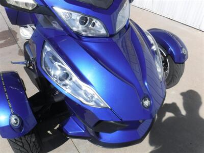 2012 Can Am Spyder RT SE5   - Photo 14 - Kingman, KS 67068