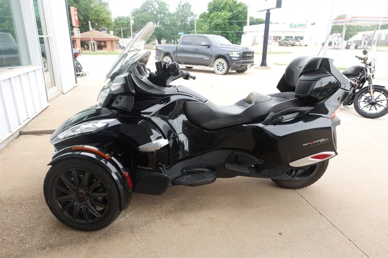 2014 Can Am Spyder RT-S SE6   - Photo 1 - Kingman, KS 67068