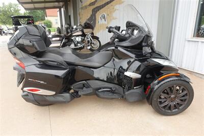 2014 Can Am Spyder RT-S SE6   - Photo 5 - Kingman, KS 67068