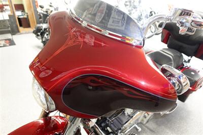 2012 Harley-Davidson Street Glide CVO   - Photo 29 - Kingman, KS 67068