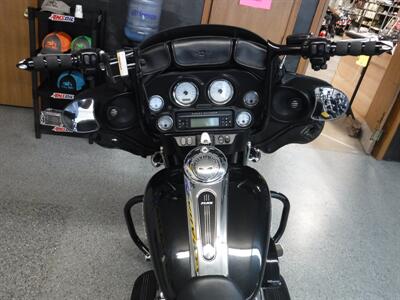 2011 Harley-Davidson Street Glide   - Photo 14 - Kingman, KS 67068