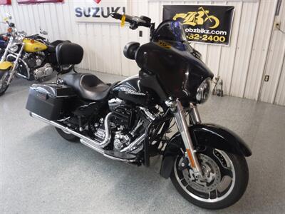 2011 Harley-Davidson Street Glide   - Photo 2 - Kingman, KS 67068