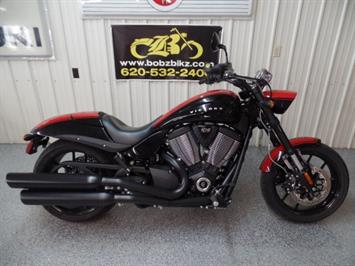 2016 Victory Hammer S - Photo 1 - Kingman, KS 67068