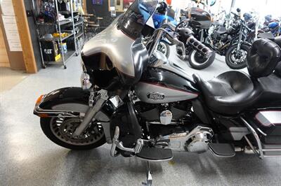 2011 Harley-Davidson Ultra Classic   - Photo 26 - Kingman, KS 67068