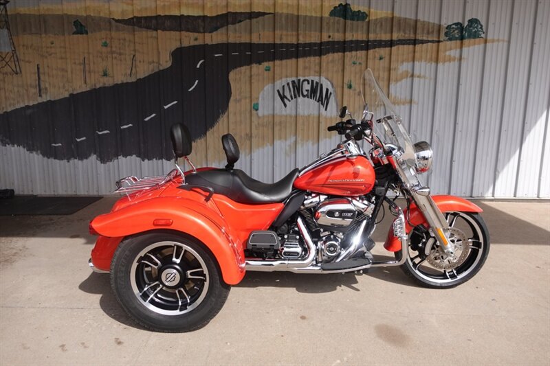 2017 Harley-Davidson Freewheeler   - Photo 1 - Kingman, KS 67068