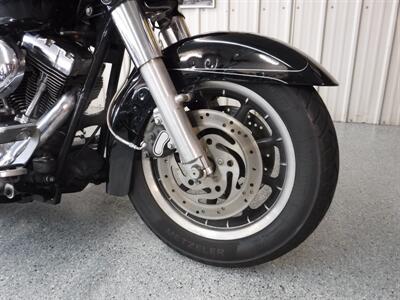 2004 Harley-Davidson Road King Police - Photo 3 - Kingman, KS 67068