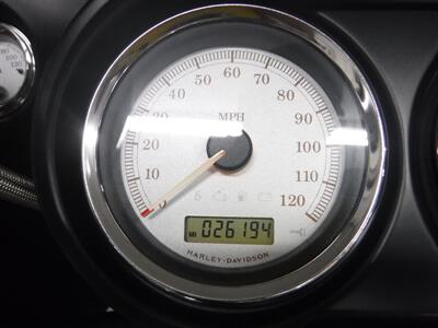 2012 Harley-Davidson Road Glide Custom   - Photo 21 - Kingman, KS 67068