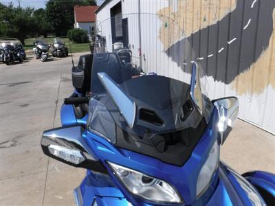 2018 Can Am Spyder RT Limited SE6   - Photo 5 - Kingman, KS 67068