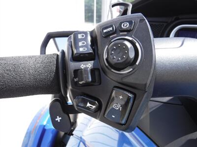 2018 Can Am Spyder RT Limited SE6   - Photo 12 - Kingman, KS 67068
