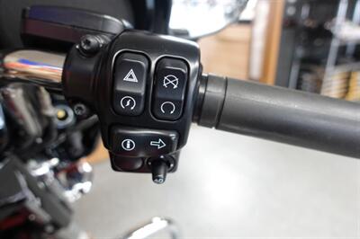 2017 Harley-Davidson Street Glide Special   - Photo 41 - Kingman, KS 67068