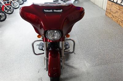 2017 Harley-Davidson Street Glide Special   - Photo 3 - Kingman, KS 67068