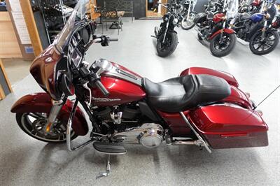 2017 Harley-Davidson Street Glide Special   - Photo 5 - Kingman, KS 67068