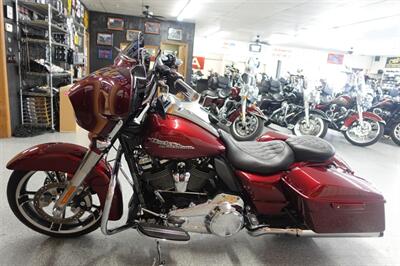 2017 Harley-Davidson Street Glide Special - Photo 5 - Kingman, KS 67068