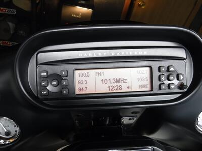 2013 Harley-Davidson Road Glide Custom   - Photo 18 - Kingman, KS 67068