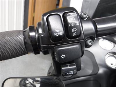 2013 Harley-Davidson Road Glide Custom   - Photo 19 - Kingman, KS 67068