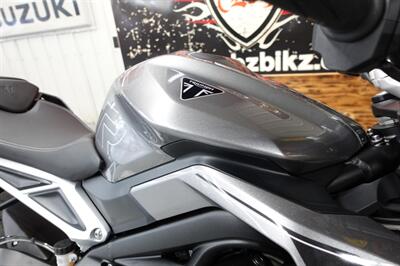 2024 Triumph Street Triple R   - Photo 14 - Kingman, KS 67068