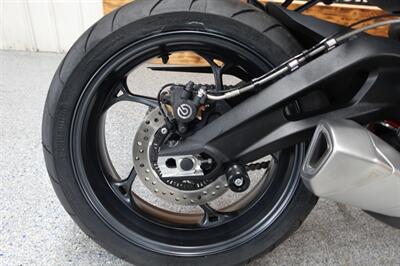 2024 Triumph Street Triple R   - Photo 18 - Kingman, KS 67068