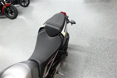 2024 Triumph Street Triple R   - Photo 30 - Kingman, KS 67068