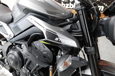 2024 Triumph Street Triple R   - Photo 12 - Kingman, KS 67068