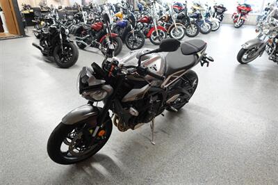 2024 Triumph Street Triple R   - Photo 4 - Kingman, KS 67068