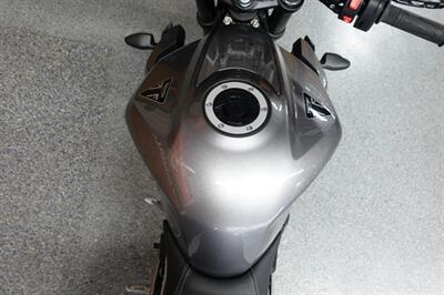 2024 Triumph Street Triple R   - Photo 33 - Kingman, KS 67068