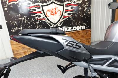 2024 Triumph Street Triple R   - Photo 19 - Kingman, KS 67068