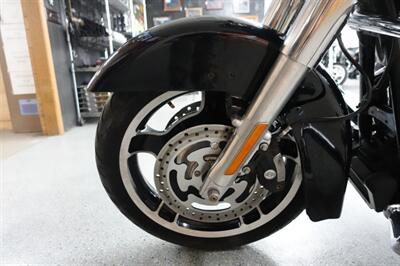 2011 Harley-Davidson Street Glide - Photo 15 - Kingman, KS 67068