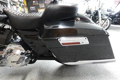 2011 Harley-Davidson Street Glide - Photo 18 - Kingman, KS 67068