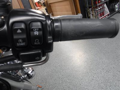 2012 Harley-Davidson Heritage Softail Classic   - Photo 24 - Kingman, KS 67068