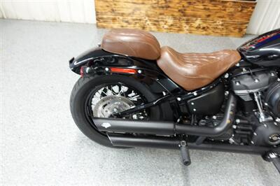 2020 Harley-Davidson Street Bob - Photo 11 - Kingman, KS 67068
