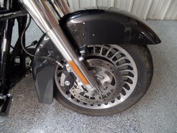 2009 Harley-Davidson Road Glide Custom   - Photo 11 - Kingman, KS 67068