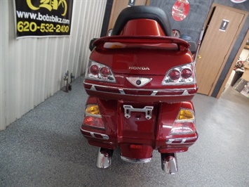 2001 Honda Gold Wing 1800   - Photo 16 - Kingman, KS 67068