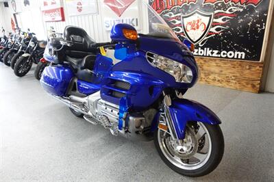 2005 Honda Gold Wing 1800   - Photo 2 - Kingman, KS 67068