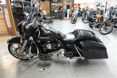 2012 Harley-Davidson Ultra Classic   - Photo 5 - Kingman, KS 67068