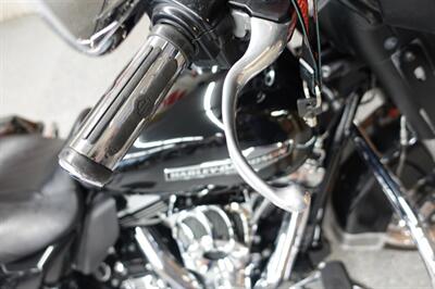 2012 Harley-Davidson Ultra Classic   - Photo 16 - Kingman, KS 67068