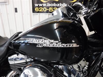 2014 Harley-Davidson Street Glide Special   - Photo 6 - Kingman, KS 67068