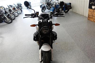 2022 Indian FTR 1200 S White Smoke   - Photo 3 - Kingman, KS 67068