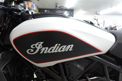 2022 Indian FTR 1200 S White Smoke   - Photo 25 - Kingman, KS 67068