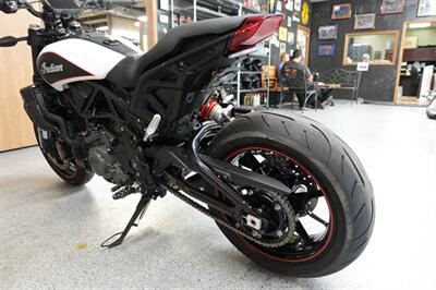 2022 Indian FTR 1200 S White Smoke   - Photo 18 - Kingman, KS 67068