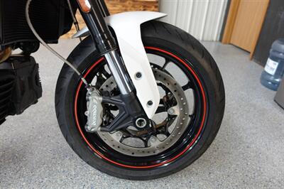 2022 Indian FTR 1200 S White Smoke   - Photo 12 - Kingman, KS 67068