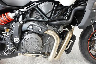 2022 Indian FTR 1200 S White Smoke   - Photo 27 - Kingman, KS 67068