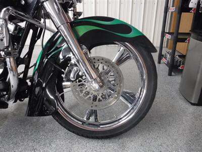 2001 Harley-Davidson Electra Glide Classic   - Photo 9 - Kingman, KS 67068