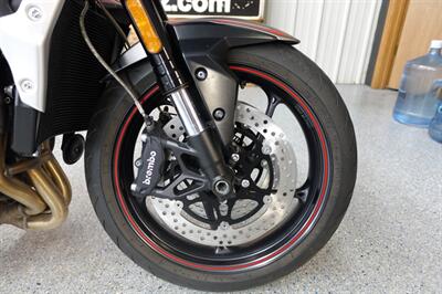 2020 Triumph Street Triple R Low   - Photo 8 - Kingman, KS 67068
