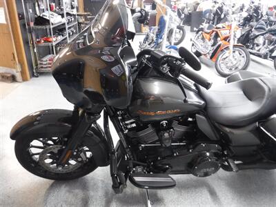 2019 Harley-Davidson Street Glide Special   - Photo 18 - Kingman, KS 67068