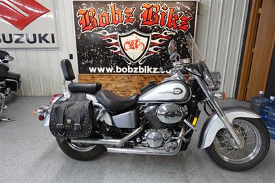 2001 Honda Shadow 750 ACE Deluxe   - Photo 1 - Kingman, KS 67068